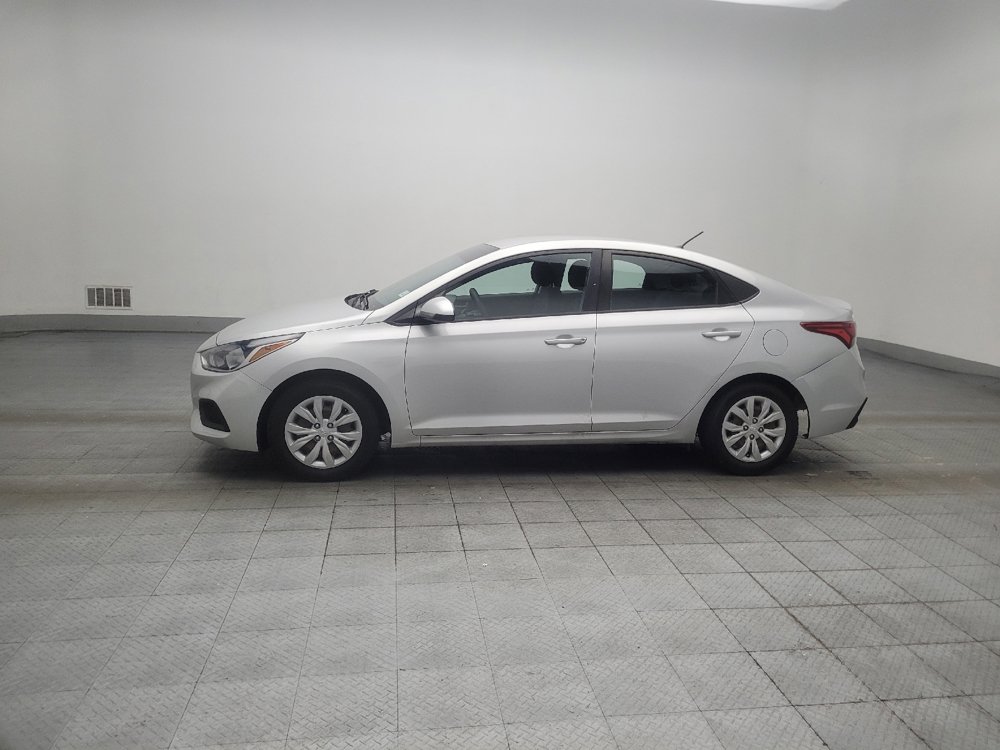 Used 2022 Hyundai Accent SE FWD image 2
