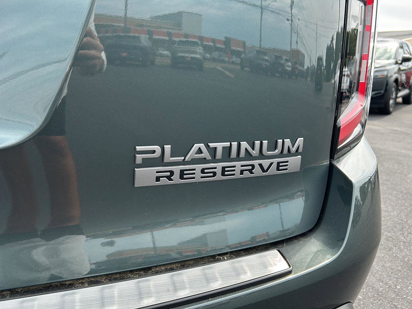 New 2025 Nissan Armada Platinum Reserve image 12