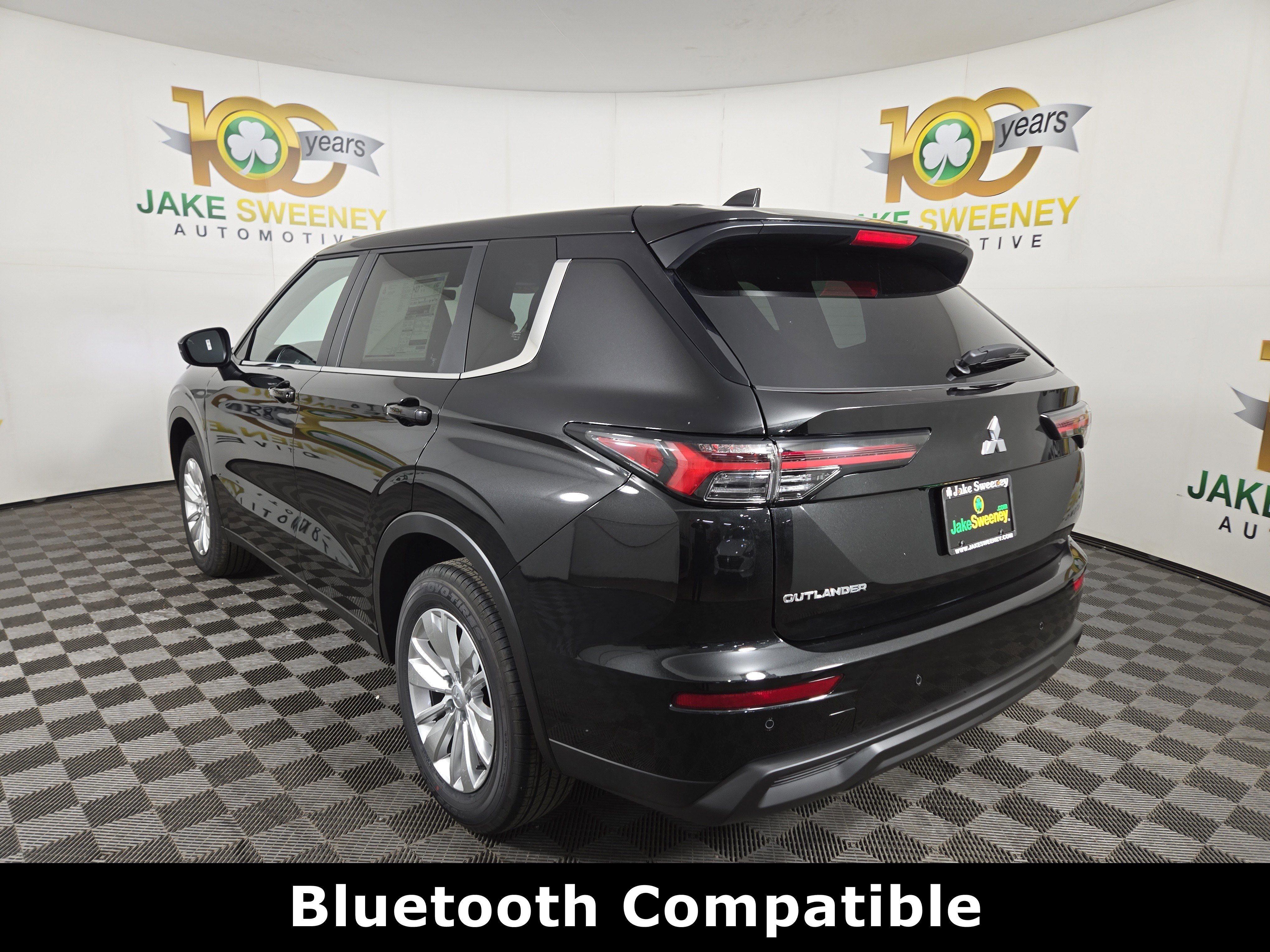 New 2026 Mitsubishi Outlander ES image 5