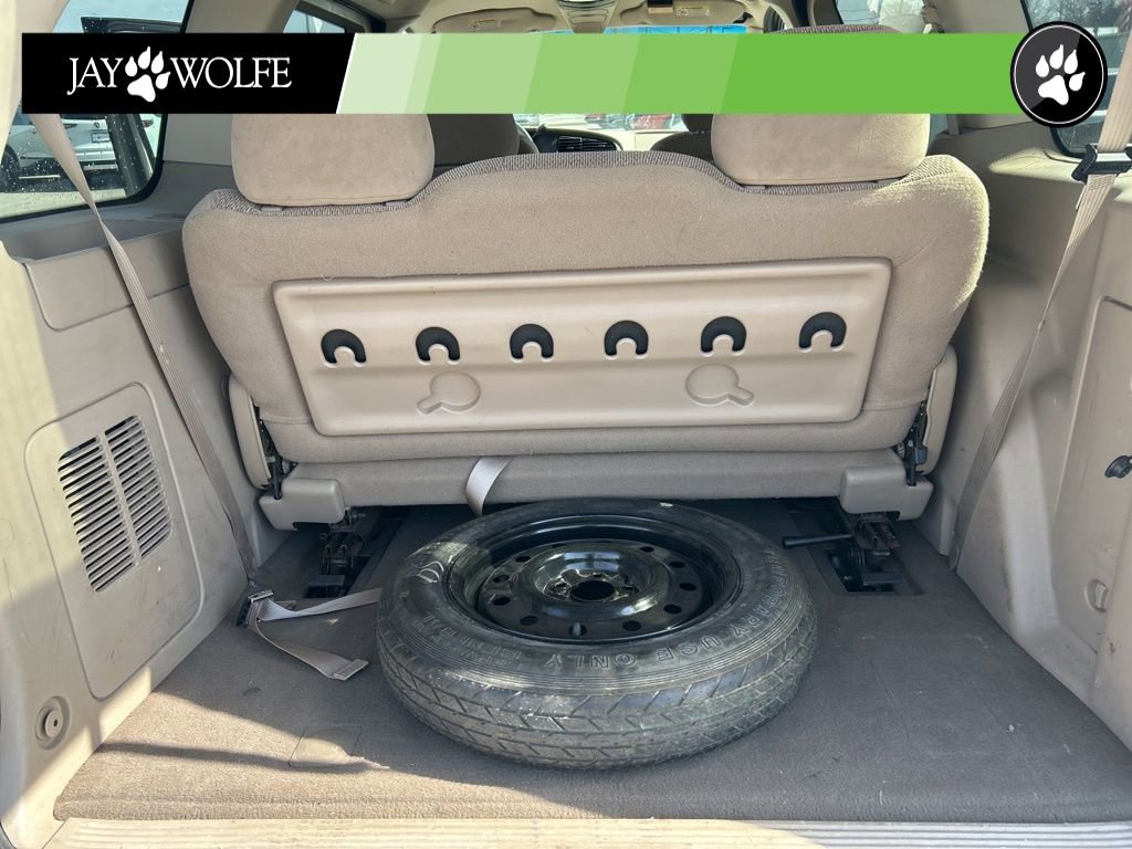 Used 2002 Ford Windstar LX image 16