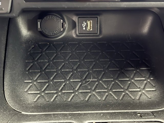 Used 2024 Toyota RAV4 XLE image 26