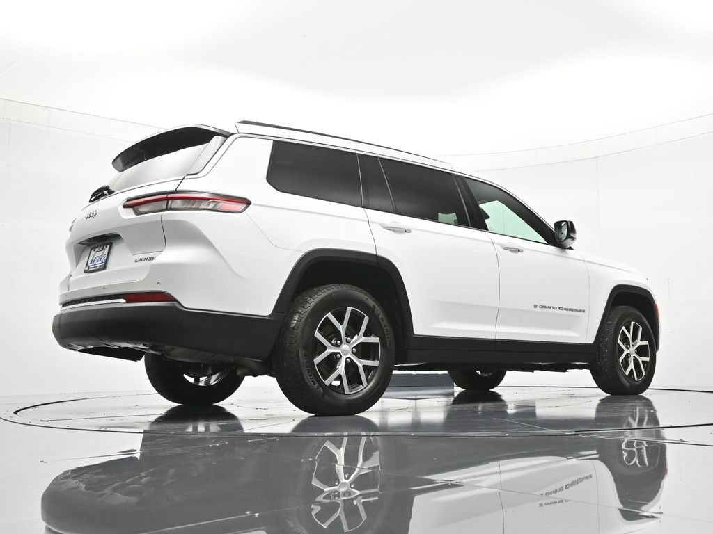 Used 2024 Jeep Grand Cherokee L Limited w/ Luxury Tech Group II AWD/4WD image 42