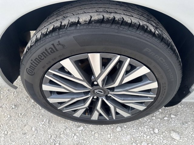 Used 2024 Nissan Altima 2.5 SV image 24