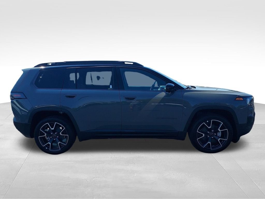 New 2026 Jeep Cherokee Overland w/ Trailer Tow Group AWD/4WD image 6