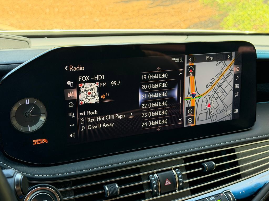 Used 2021 Lexus LS 500 w/ Interior Upgrade Package image 21