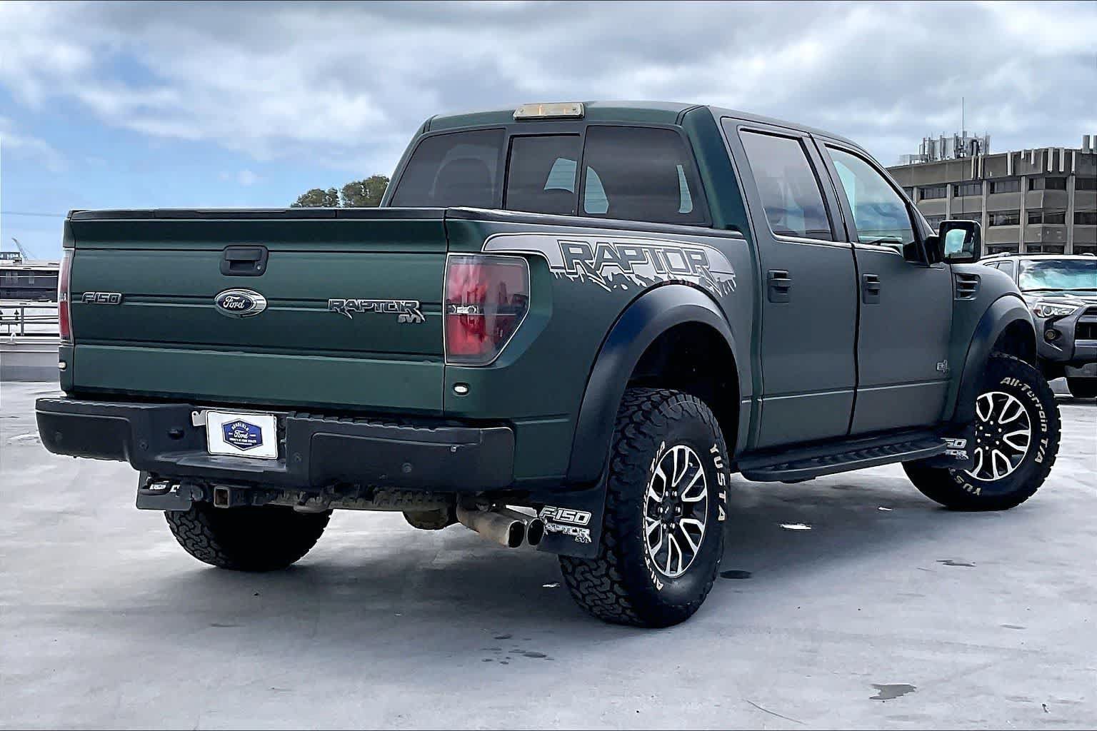 Used 2014 Ford F150 Raptor w/ Equipment Group 801A Luxury AWD/4WD image 22
