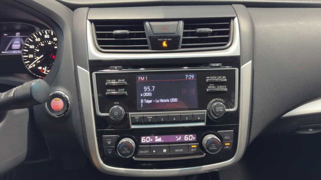 Used 2018 Nissan Altima 2.5 SV FWD image 28
