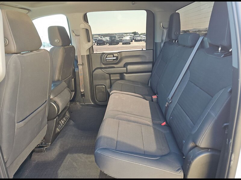 Used 2022 Chevrolet Silverado 2500 LT w/ Convenience Package AWD/4WD image 7