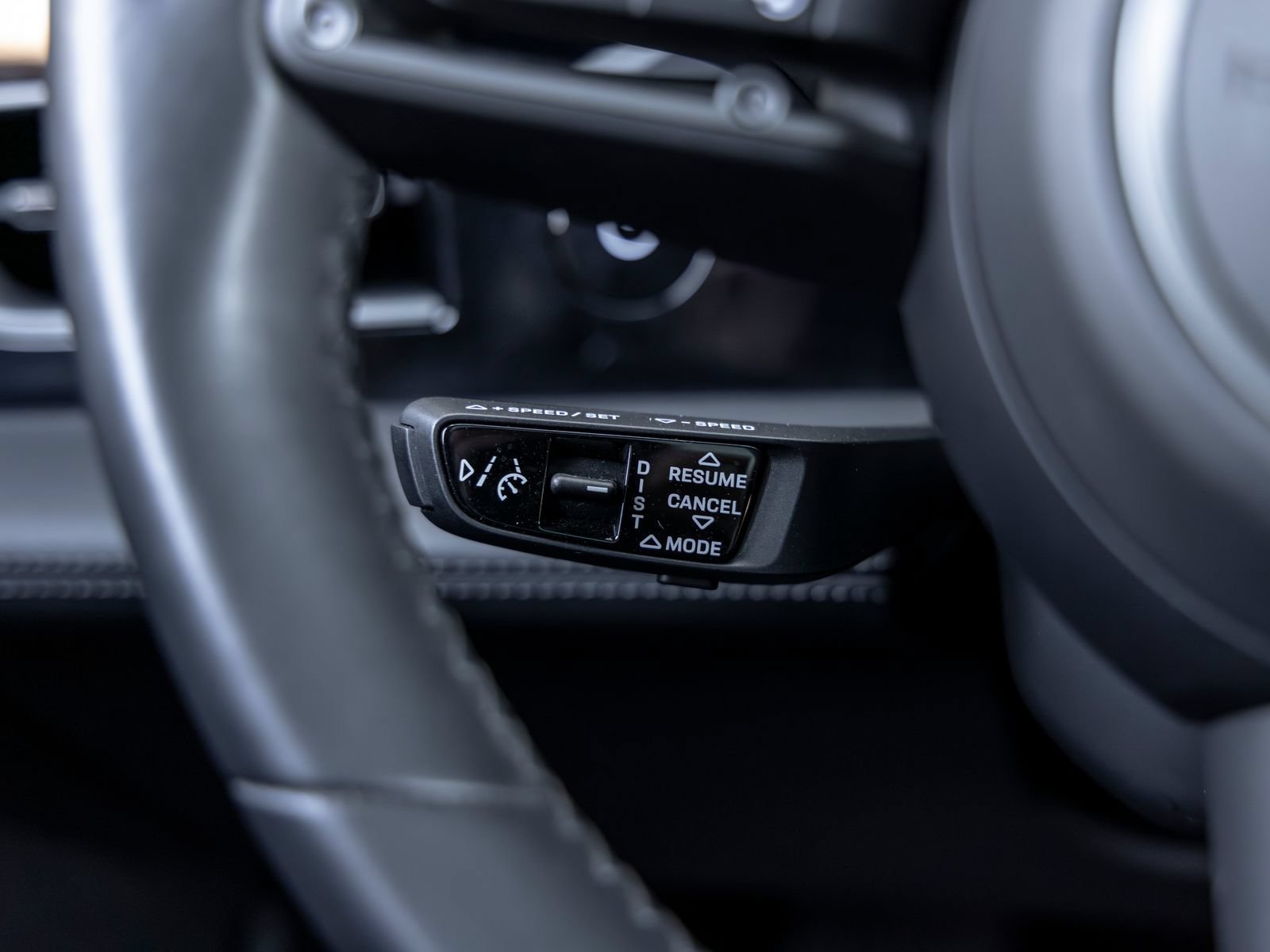Certified 2023 Porsche Taycan Turbo S AWD/4WD image 31