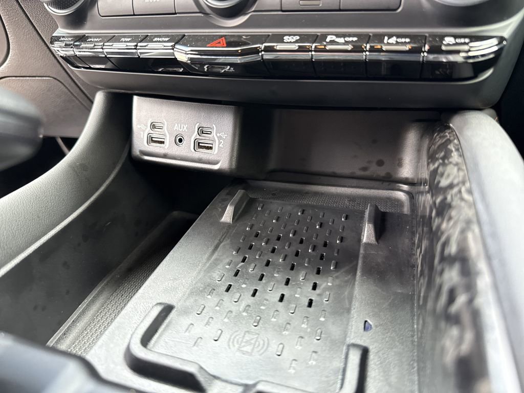 Used 2025 Dodge Durango R/T image 32