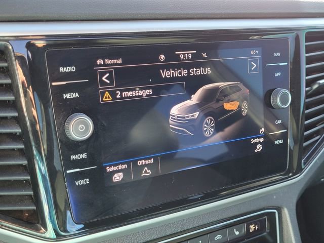 Used 2022 Volkswagen Atlas Cross Sport SEL R-Line AWD/4WD image 18