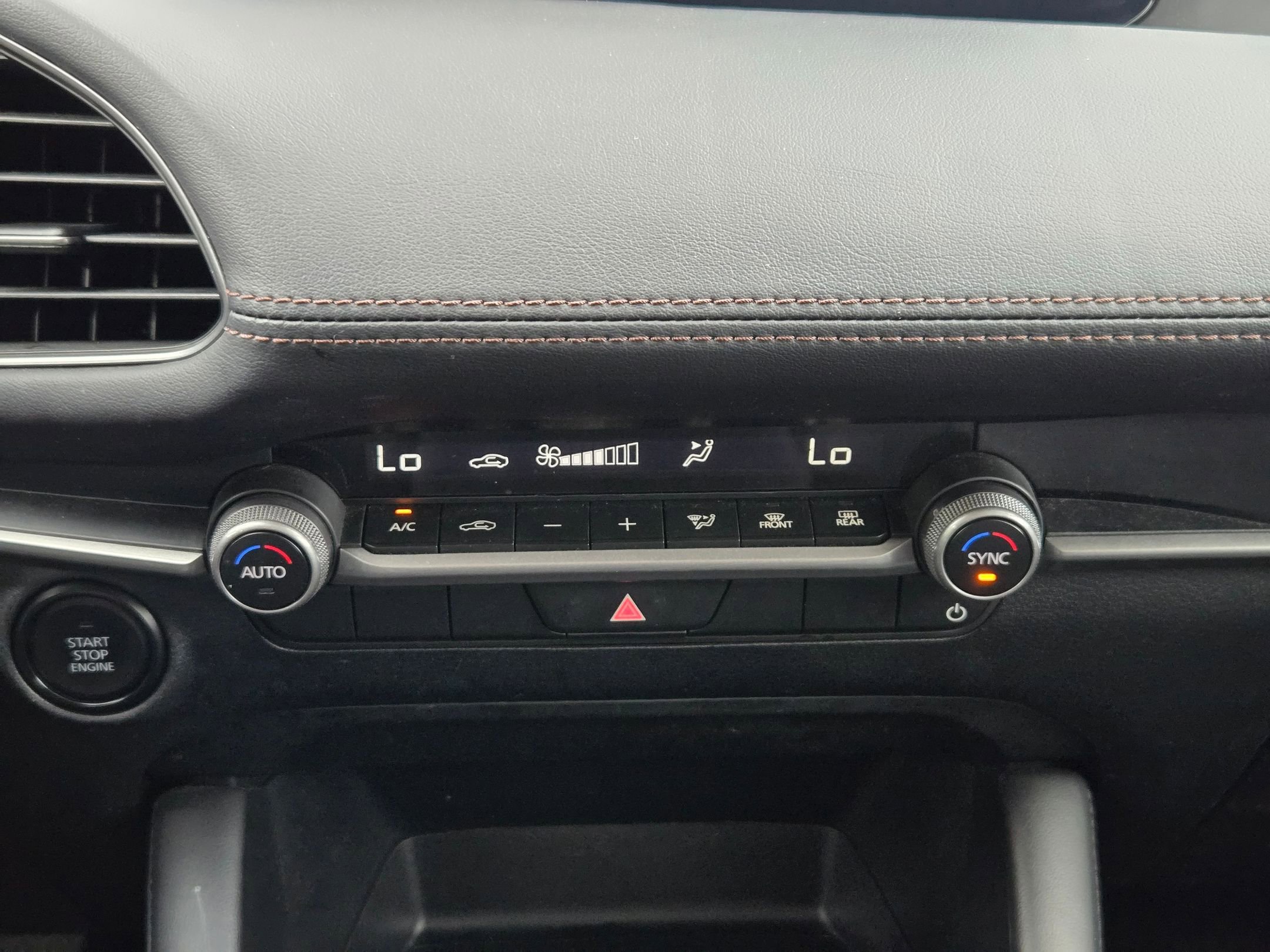 Used 2024 MAZDA MAZDA3 s FWD image 17