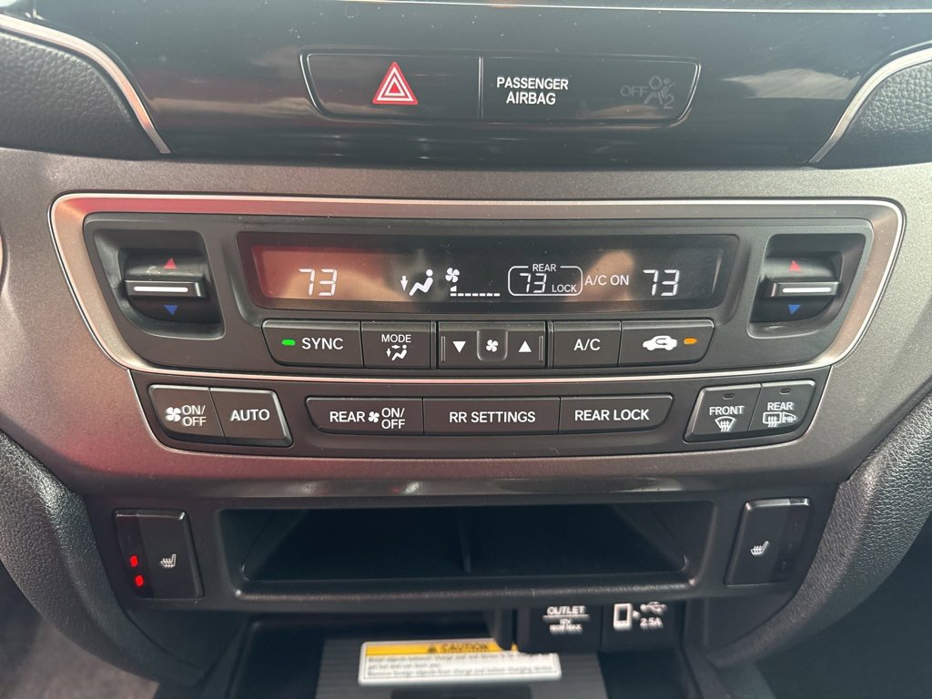 Used 2022 Honda Pilot Special Edition image 16