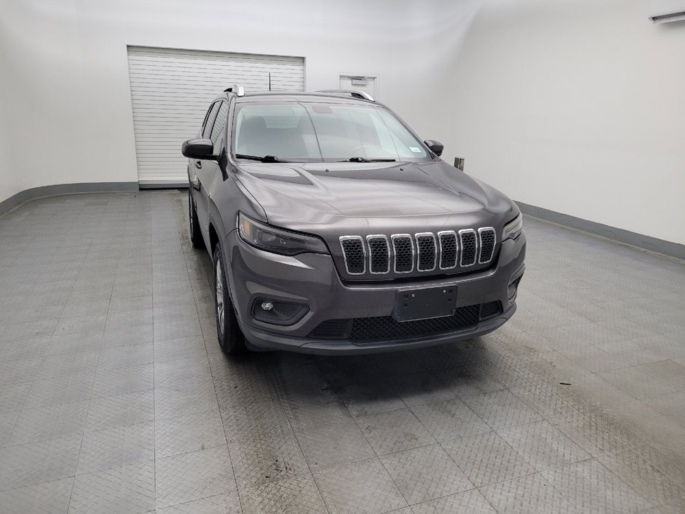 Used 2019 Jeep Cherokee Latitude Plus AWD/4WD image 14