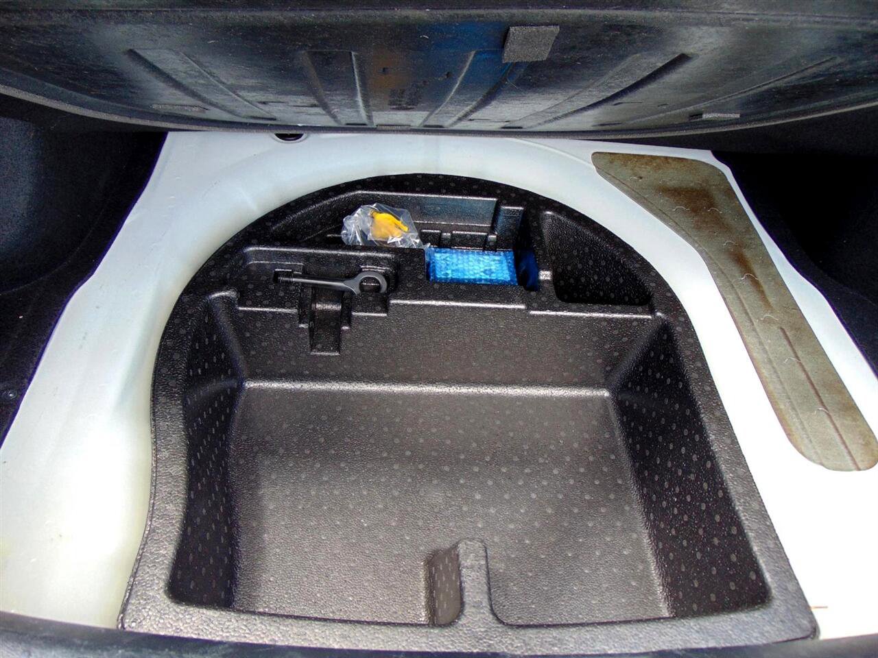 Used 2024 Kia Forte LXS image 11