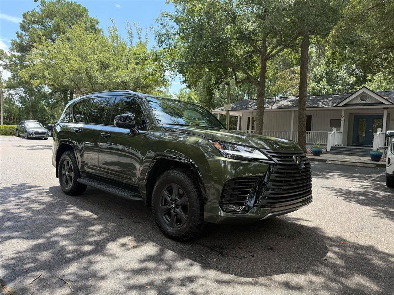 Used 2026 Lexus LX 700h Overtrail w/ Accessory Package (Z1) AWD/4WD image 3