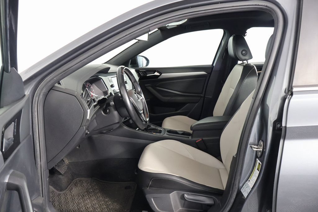 Used 2019 Volkswagen Jetta R-Line FWD image 10