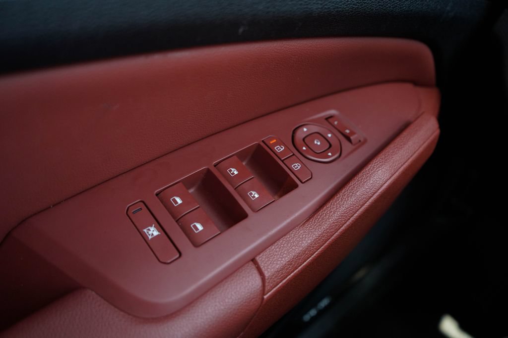 Used 2026 Kia Sportage SX FWD image 31