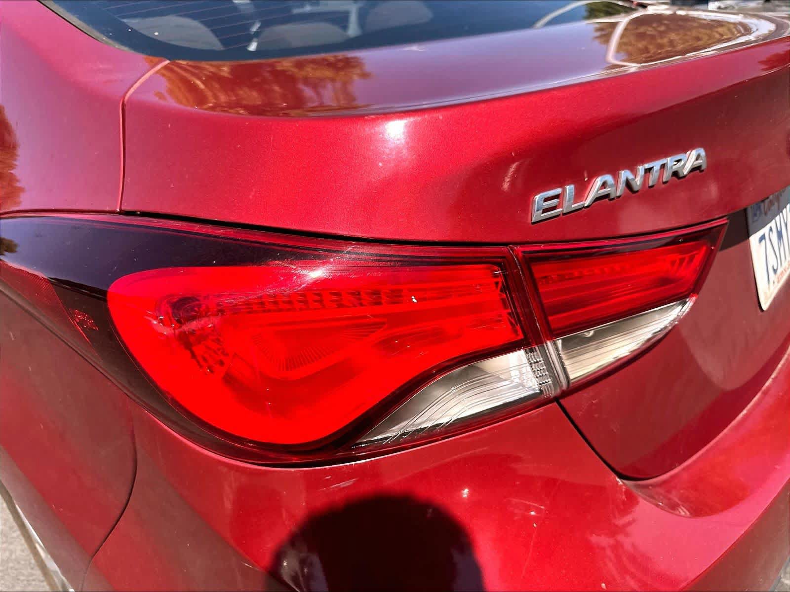 Used 2016 Hyundai Elantra SE w/ Option Group 02 FWD image 22