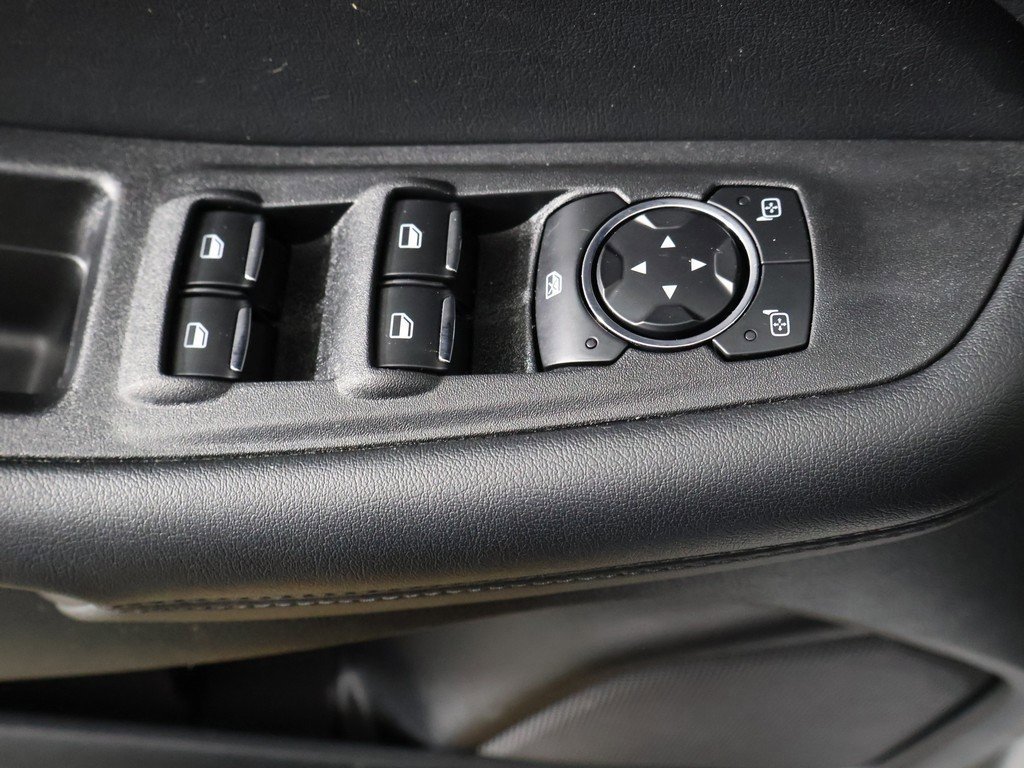 Used 2024 Ford Edge SEL image 33