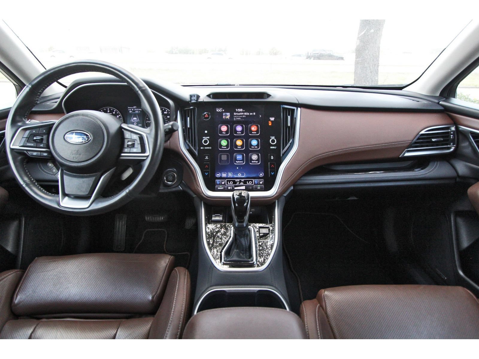 Used 2022 Subaru Outback Touring AWD/4WD image 9
