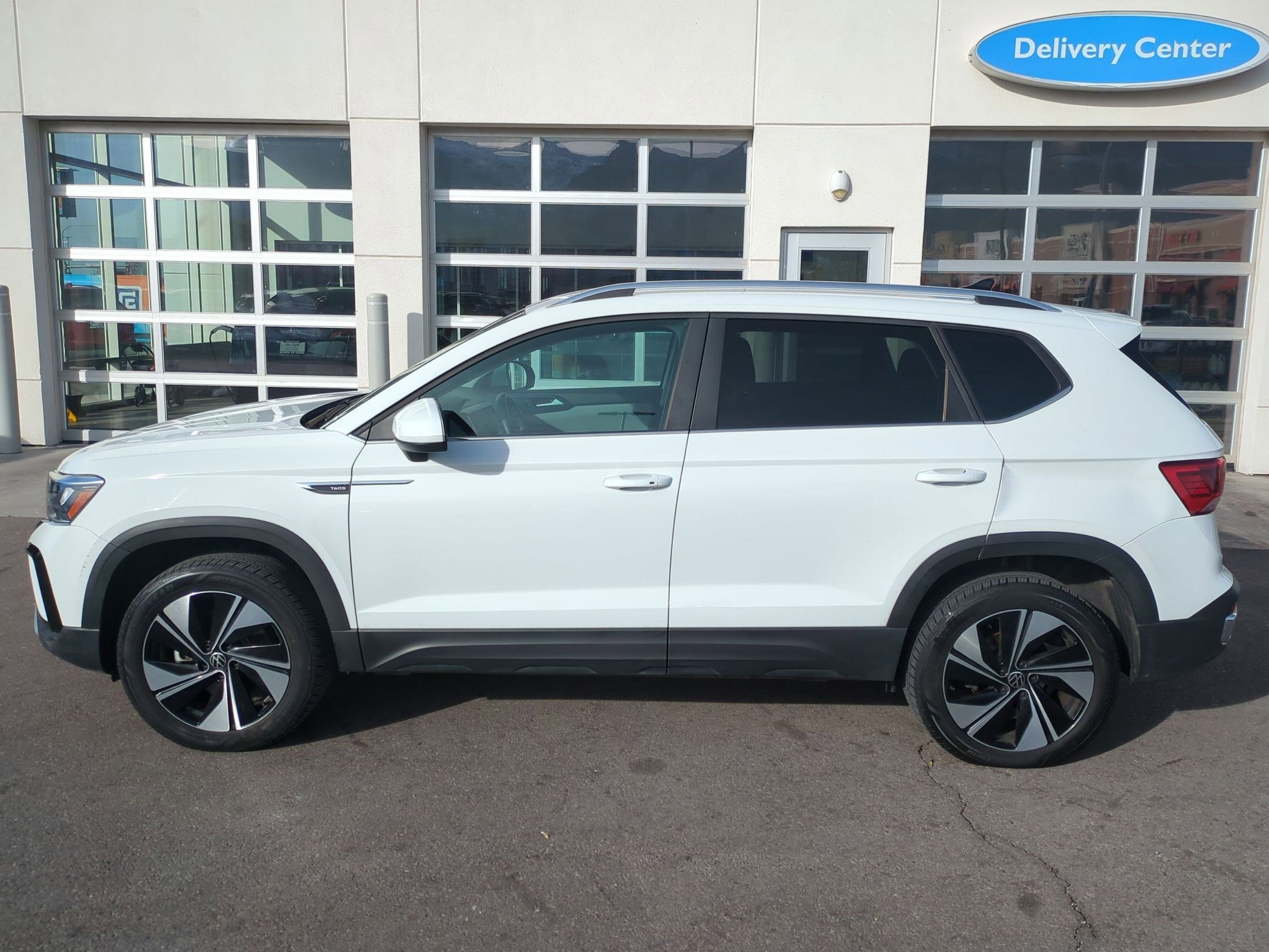 Used 2023 Volkswagen Taos SE image 10