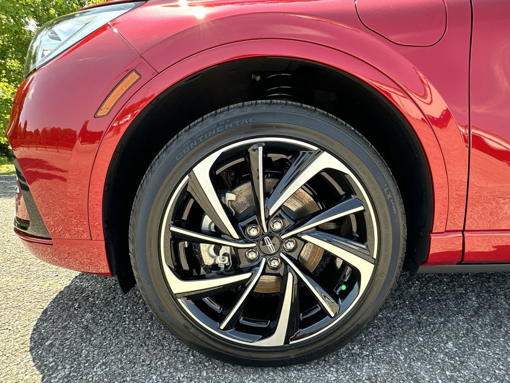 New 2024 Lincoln Corsair Grand Touring w/ Equipment Group 301A AWD/4WD image 10