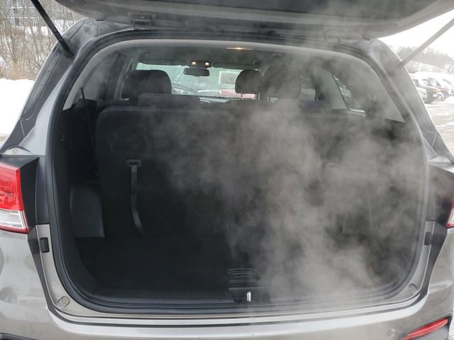 Used 2018 Kia Sorento LX image 9