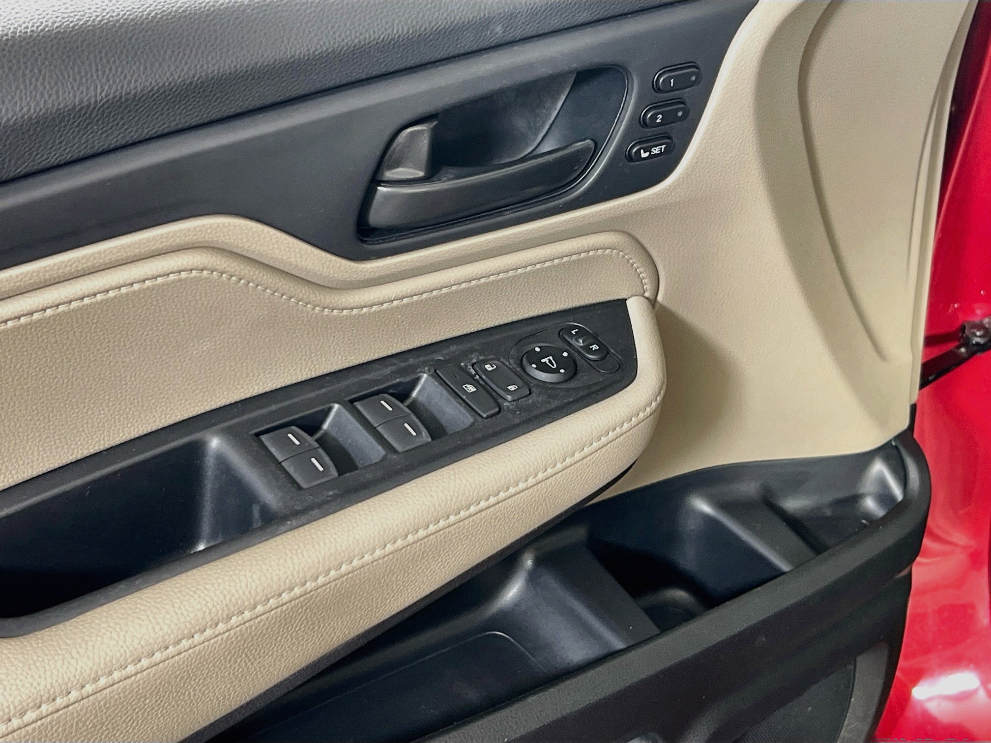 Used 2023 Honda Odyssey EX-L image 17