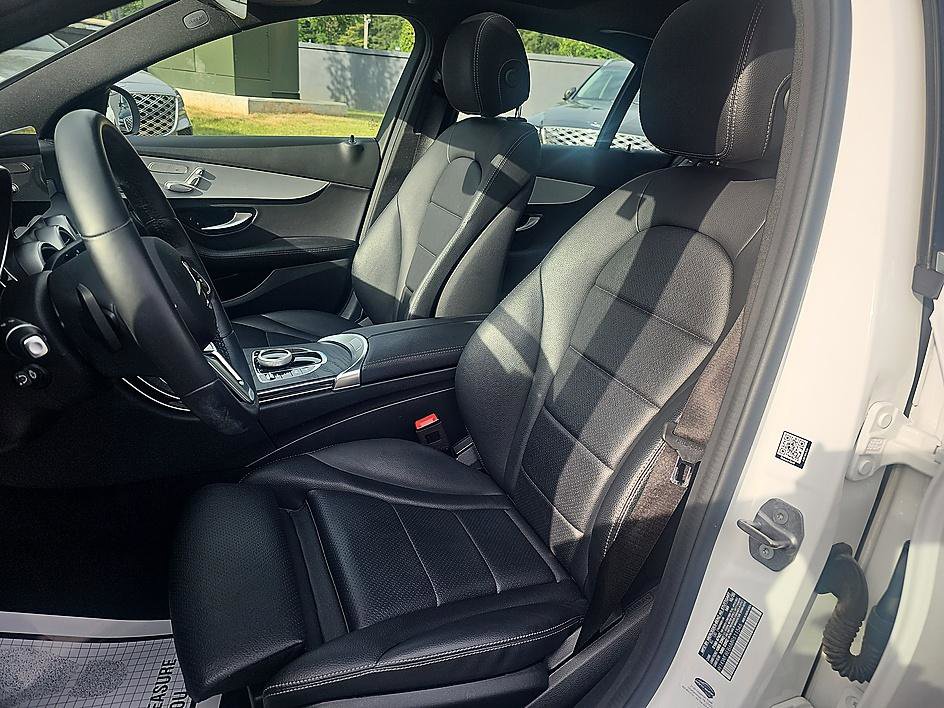 Used 2021 Mercedes-Benz C 300 4MATIC Sedan image 16