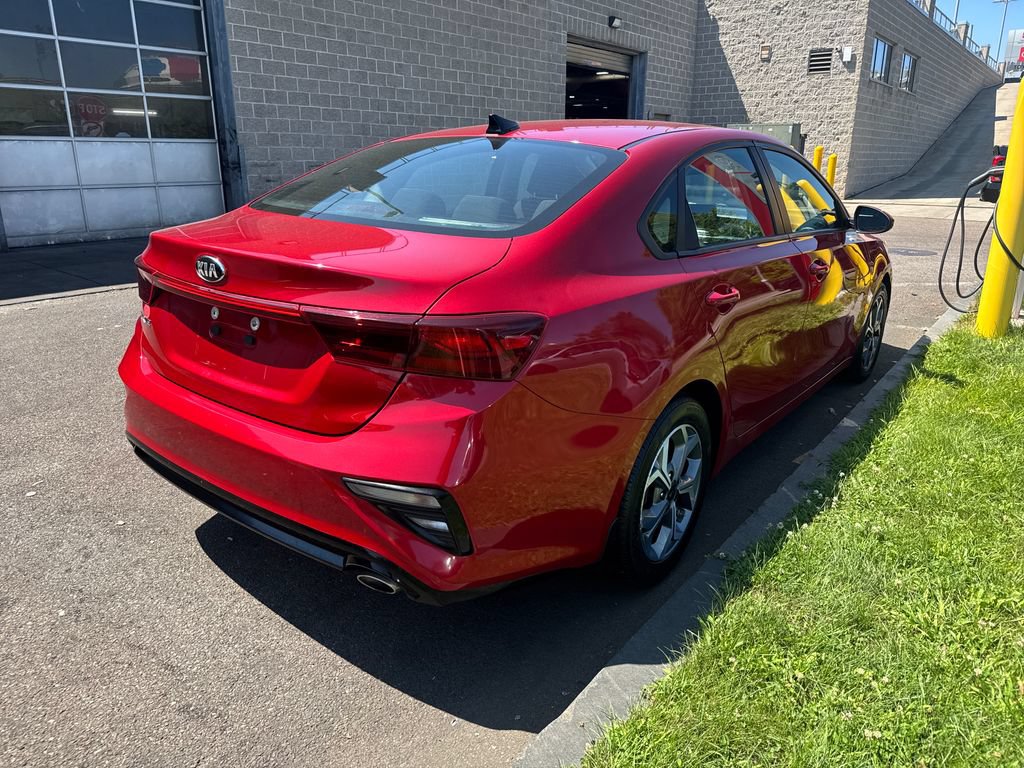 Used 2020 Kia Forte LXS FWD image 8