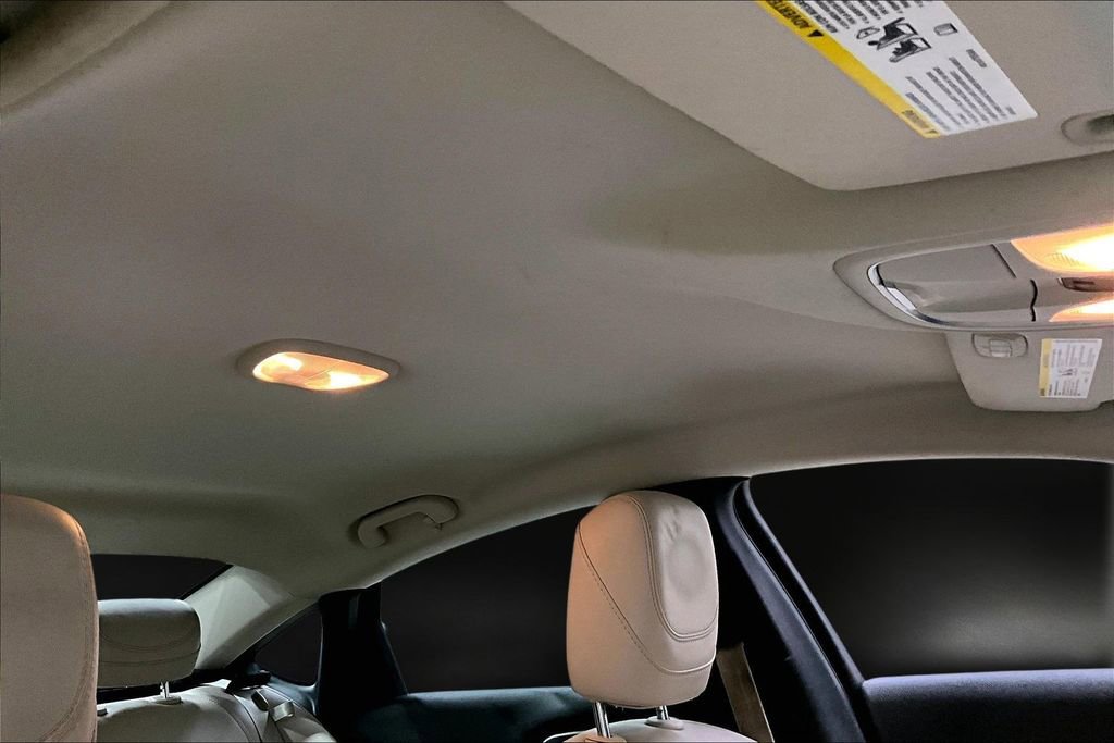 Used 2015 Chrysler 200 C w/ Navigation & Sound Group I image 24