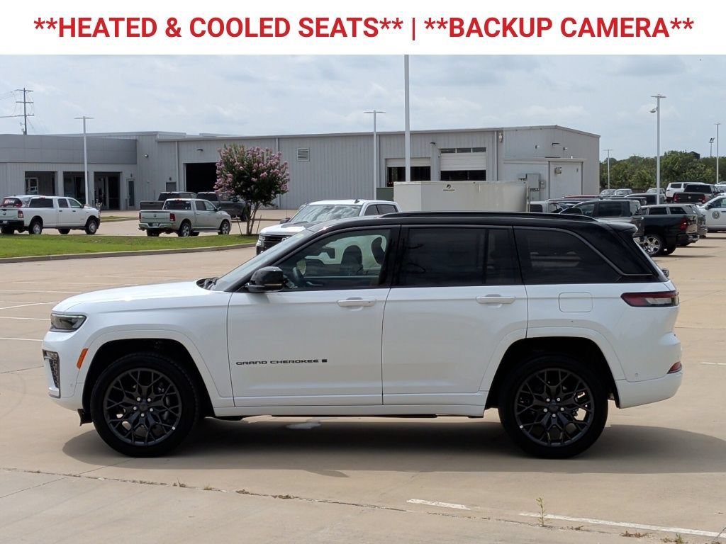 New 2026 Jeep Grand Cherokee Summit w/ Obsidian Package AWD/4WD image 5