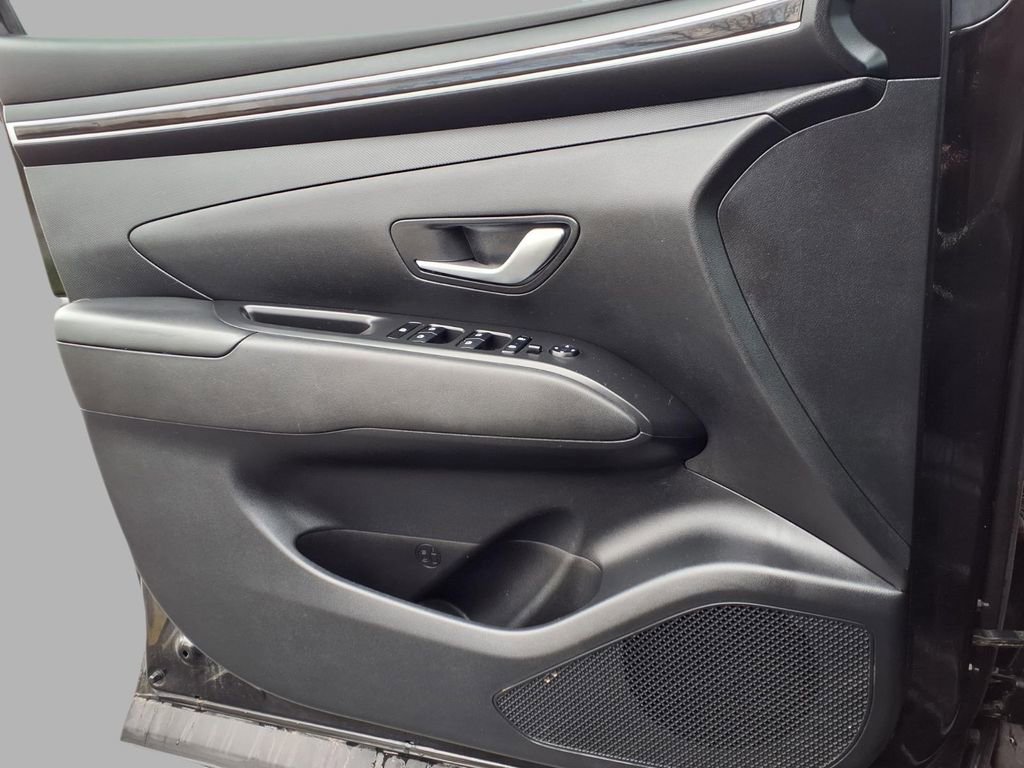 Used 2023 Hyundai Santa Cruz SEL w/ Cargo Package AWD/4WD image 18