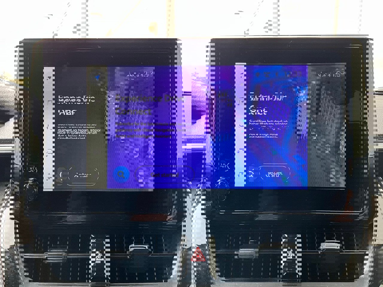 Used 2025 Toyota Corolla Cross LE image 28