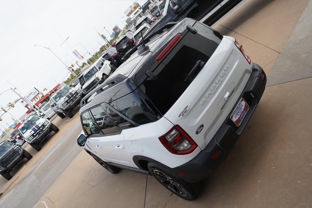 New 2026 Ford Bronco Sport Outer Banks w/ Outer Banks Tech Package+ AWD/4WD image 13