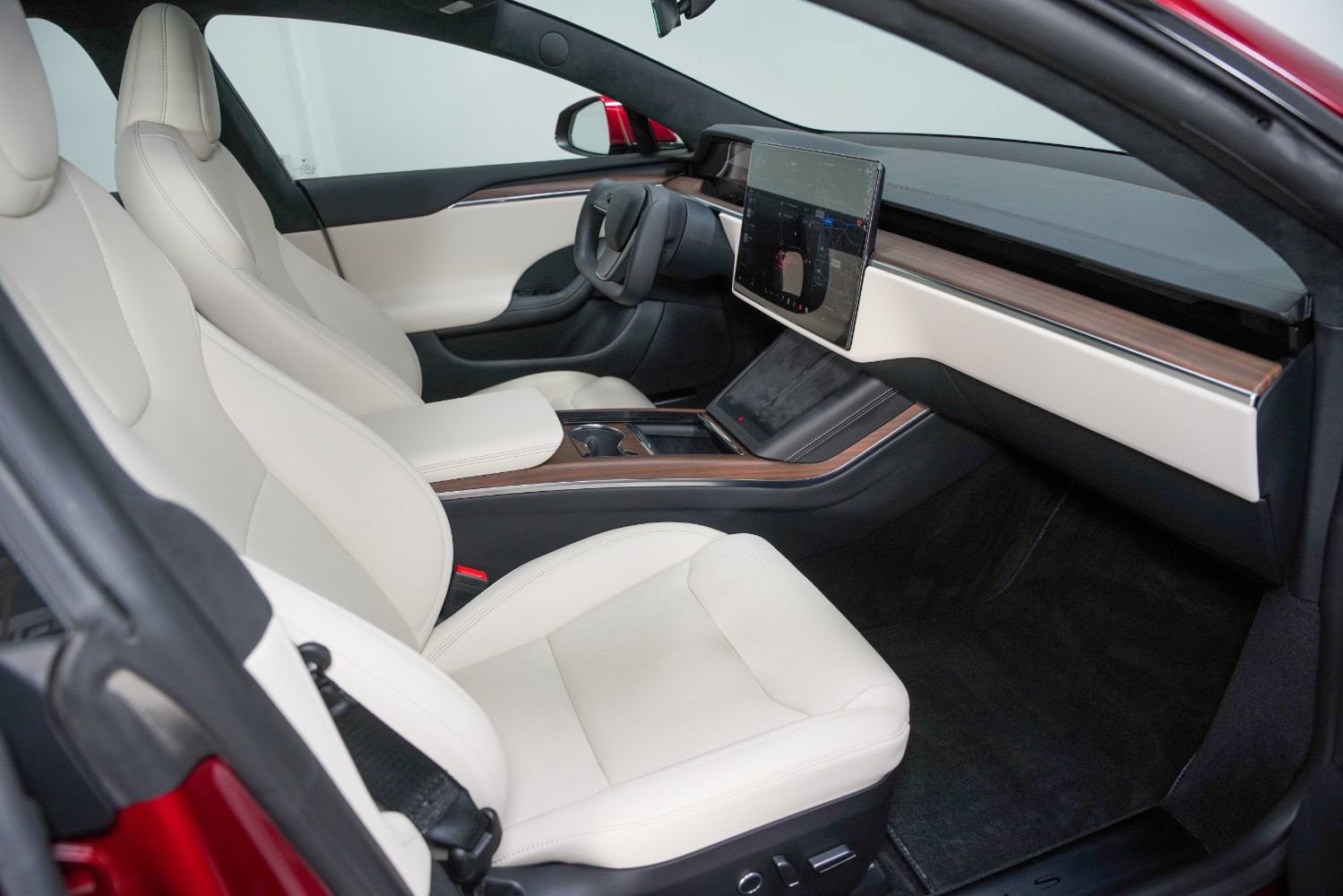 Used 2023 Tesla Model S Standard Range AWD/4WD image 2
