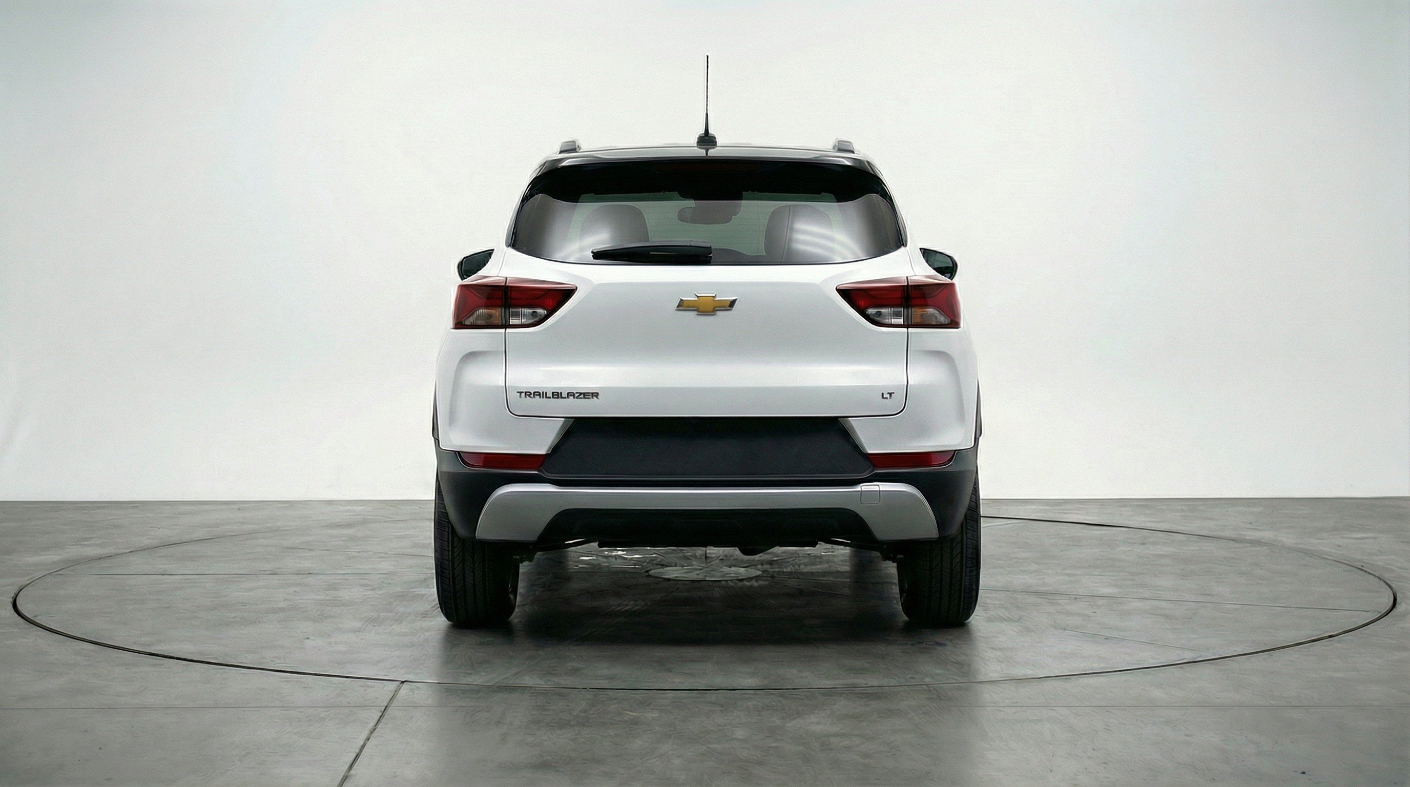 Used 2025 Chevrolet TrailBlazer LT FWD image 7