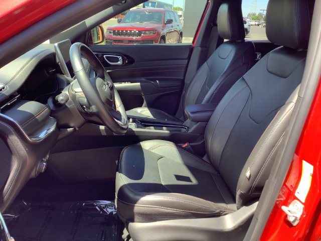 Used 2022 Jeep Compass Limited w/ (RED) Package AWD/4WD image 8