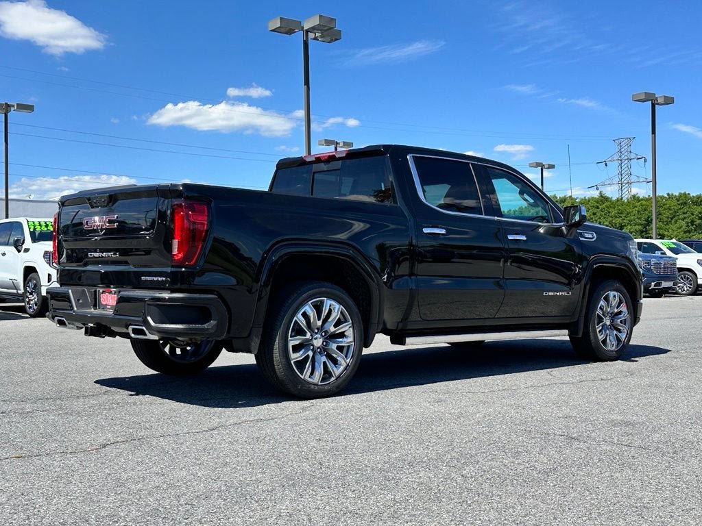 New 2026 GMC Sierra 1500 Denali w/ Denali Reserve Package AWD/4WD image 9