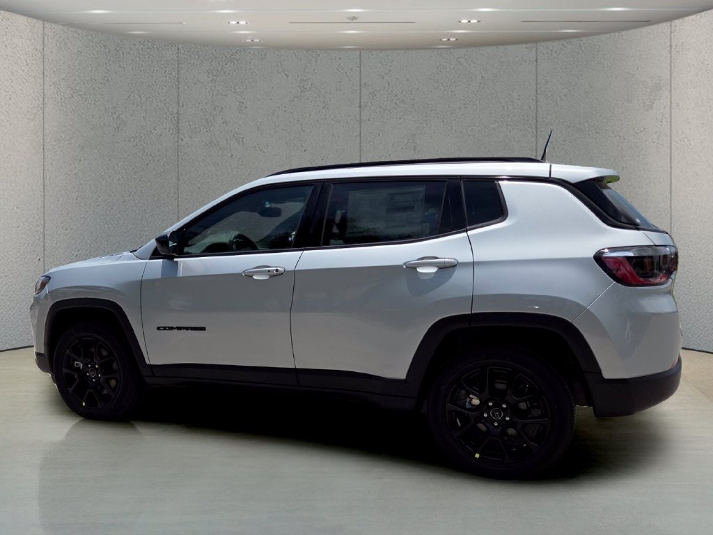 New 2026 Jeep Compass Latitude AWD/4WD image 8