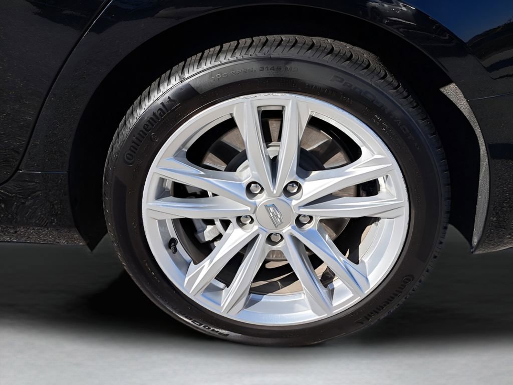 Used 2023 Cadillac CT4 Luxury w/ Cold Weather Package image 5