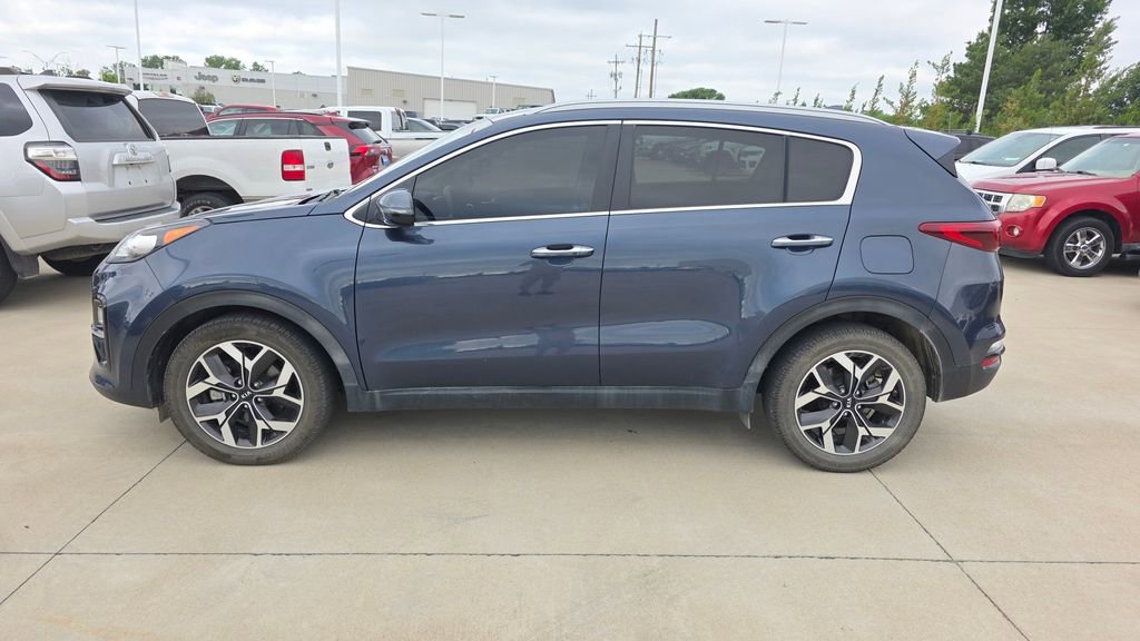 Used 2021 Kia Sportage EX FWD image 2
