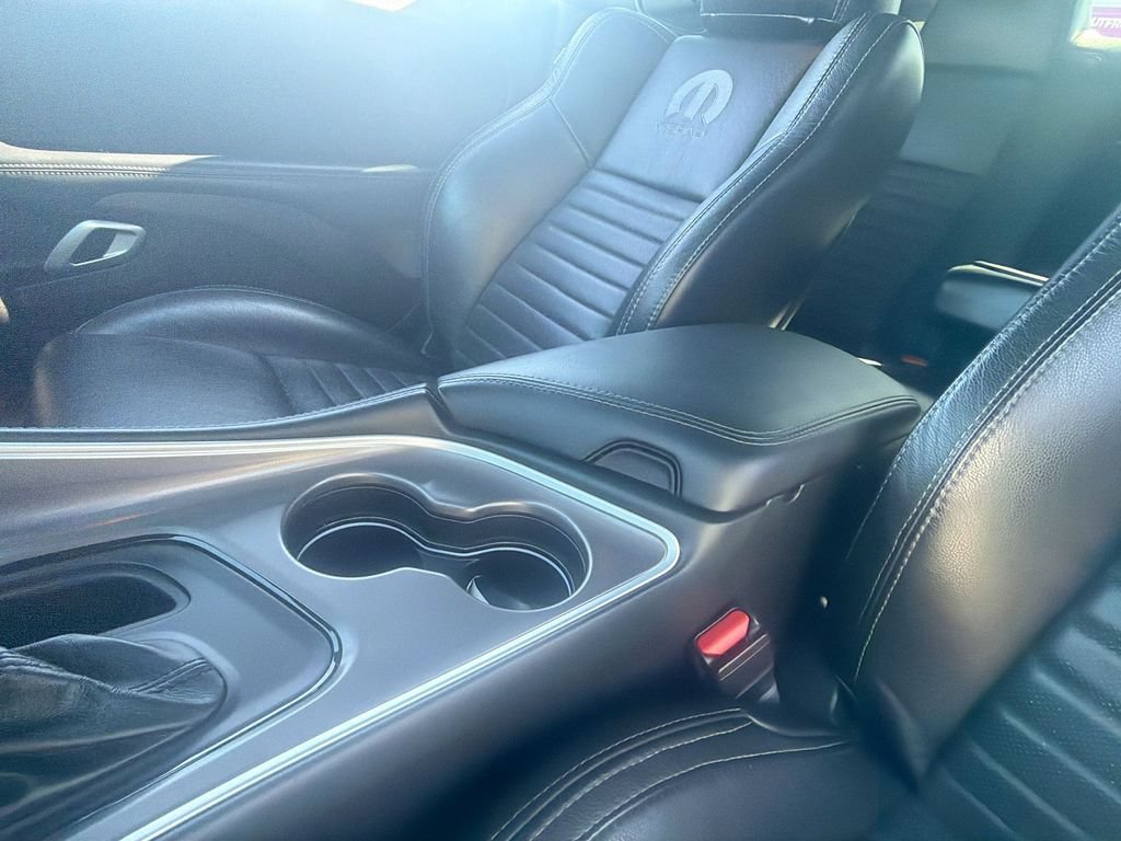 Used 2021 Dodge Challenger R/T w/ Driver Convenience Group RWD image 22