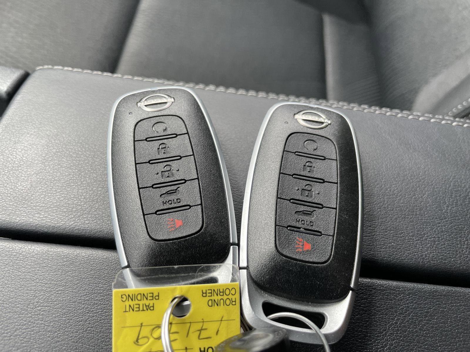 Used 2024 Nissan Rogue SV AWD/4WD image 32