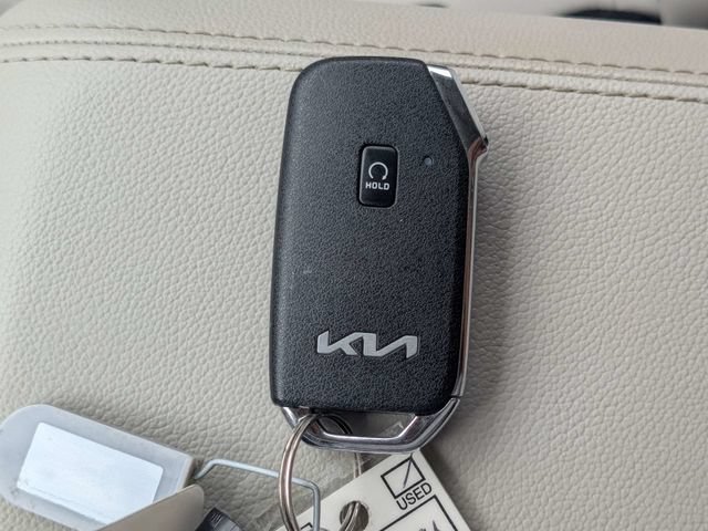 Used 2025 Kia Sportage EX w/ Premium Package FWD image 27