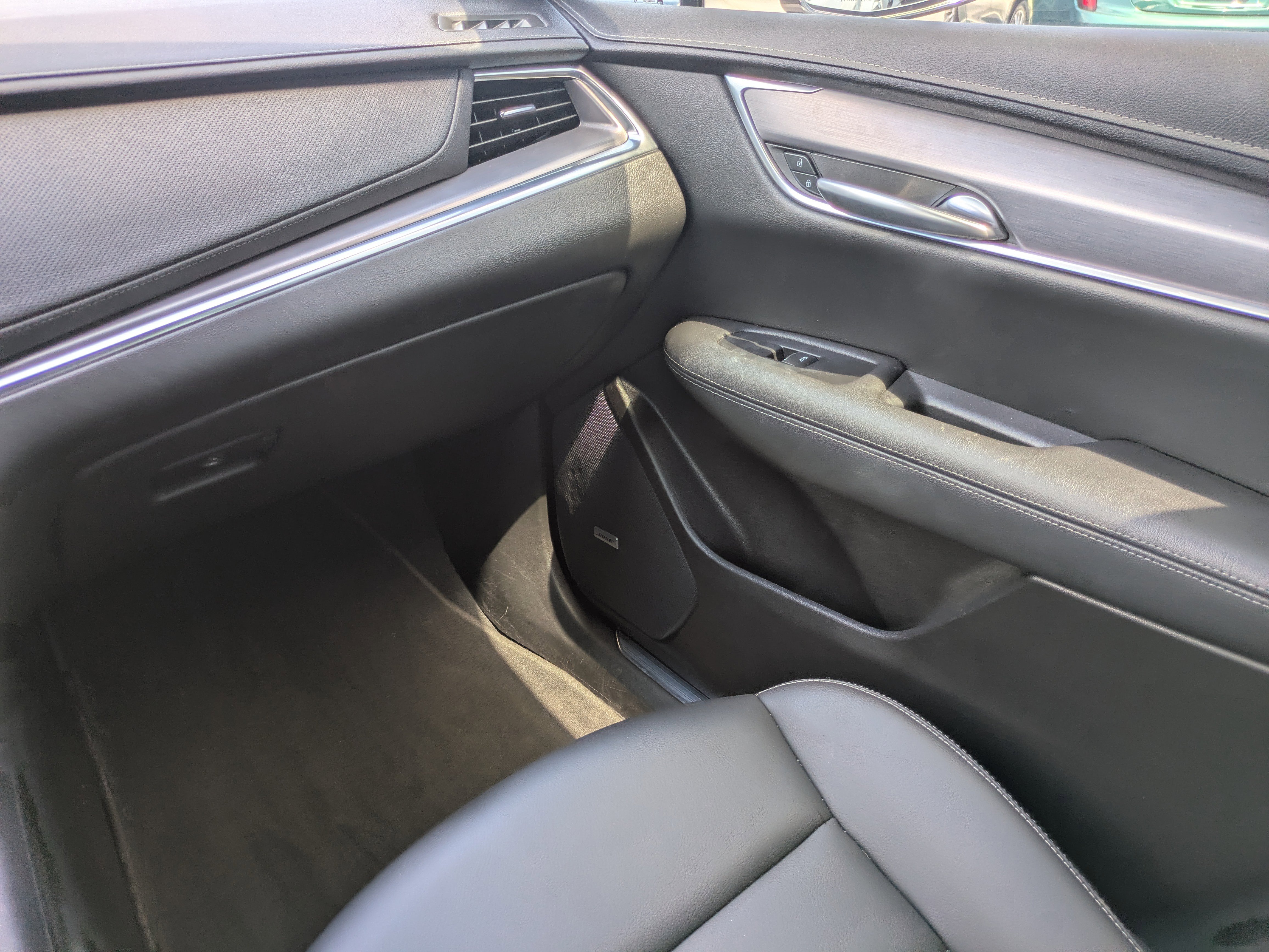 Used 2022 Cadillac XT5 Luxury image 11