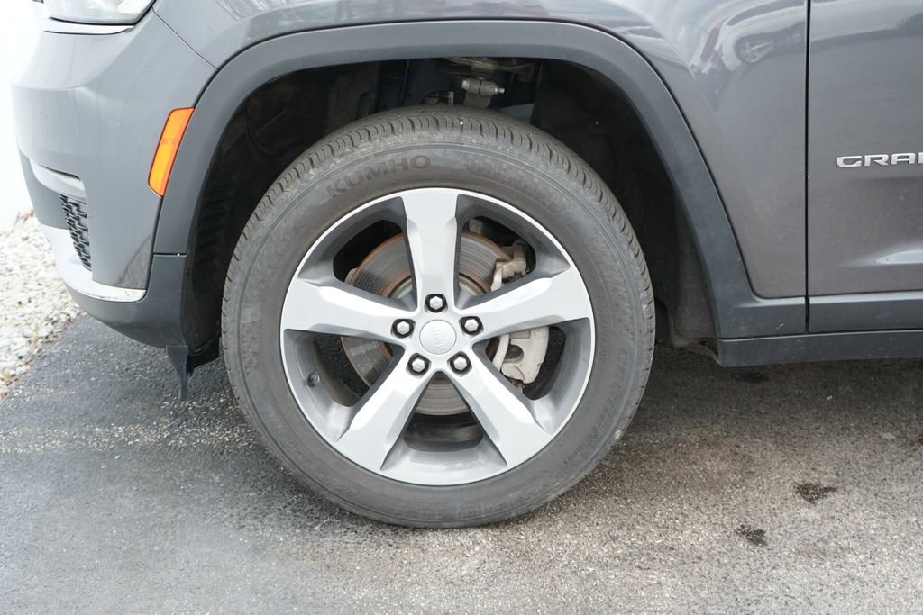 Used 2021 Jeep Grand Cherokee L Limited w/ Trailer Tow Group (B) AWD/4WD image 6