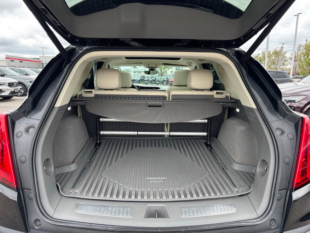 Used 2021 Cadillac XT5 Premium Luxury AWD/4WD image 22