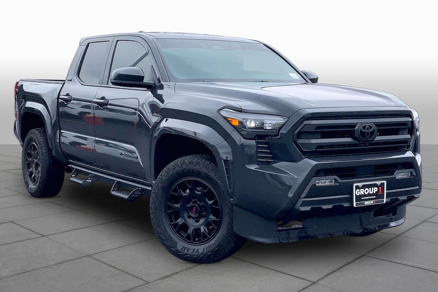 Used 2026 Toyota Tacoma SR5 AWD/4WD image 3